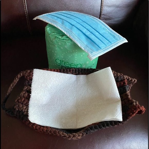 Decorative Hand-Knitted Mask - Picture 6 of 11